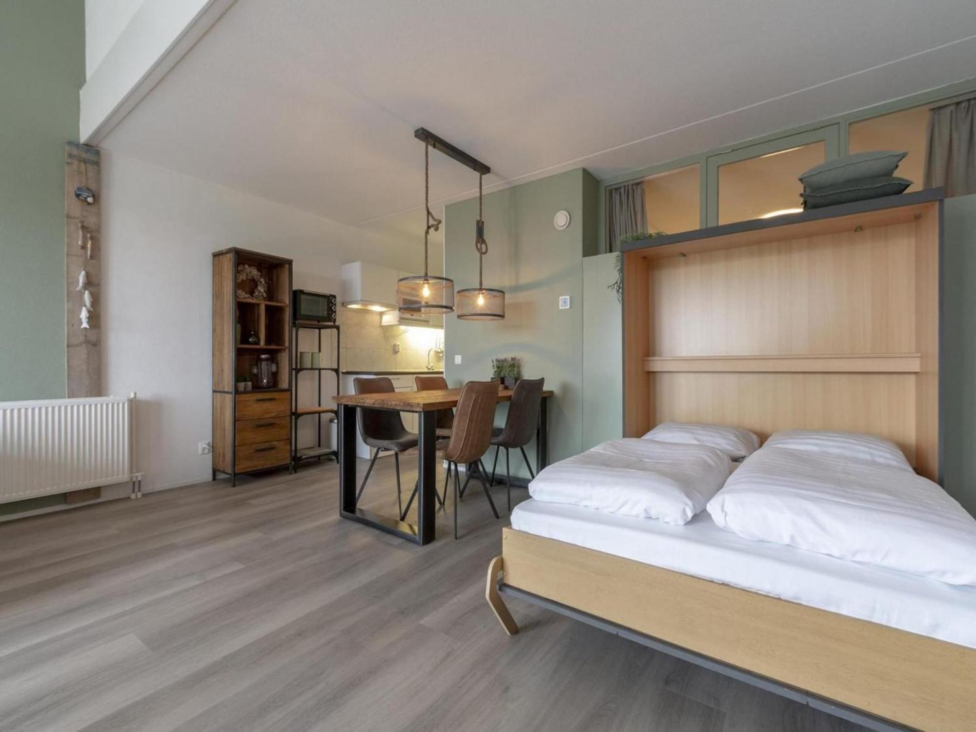 Seaside Apartment With Balcony Julianadorp Exterior photo